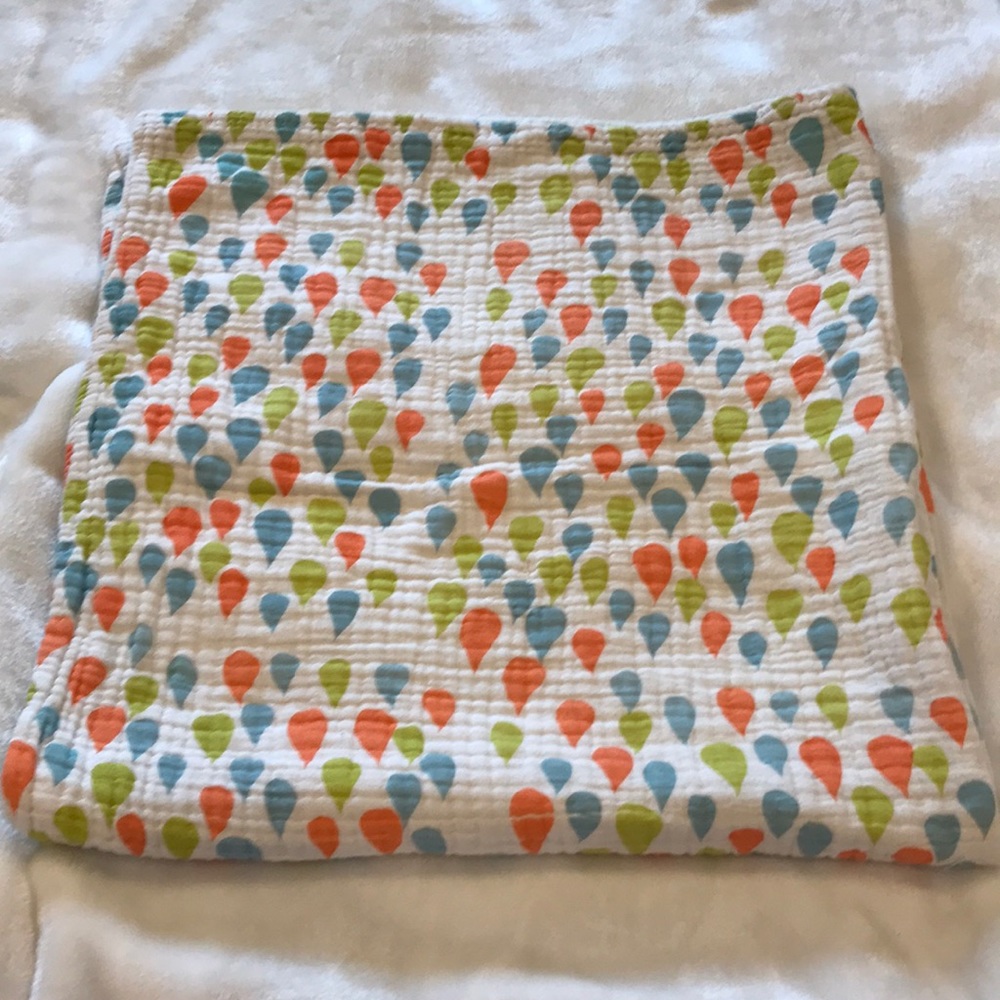 Eleanor 100 % cotton baby blanket
